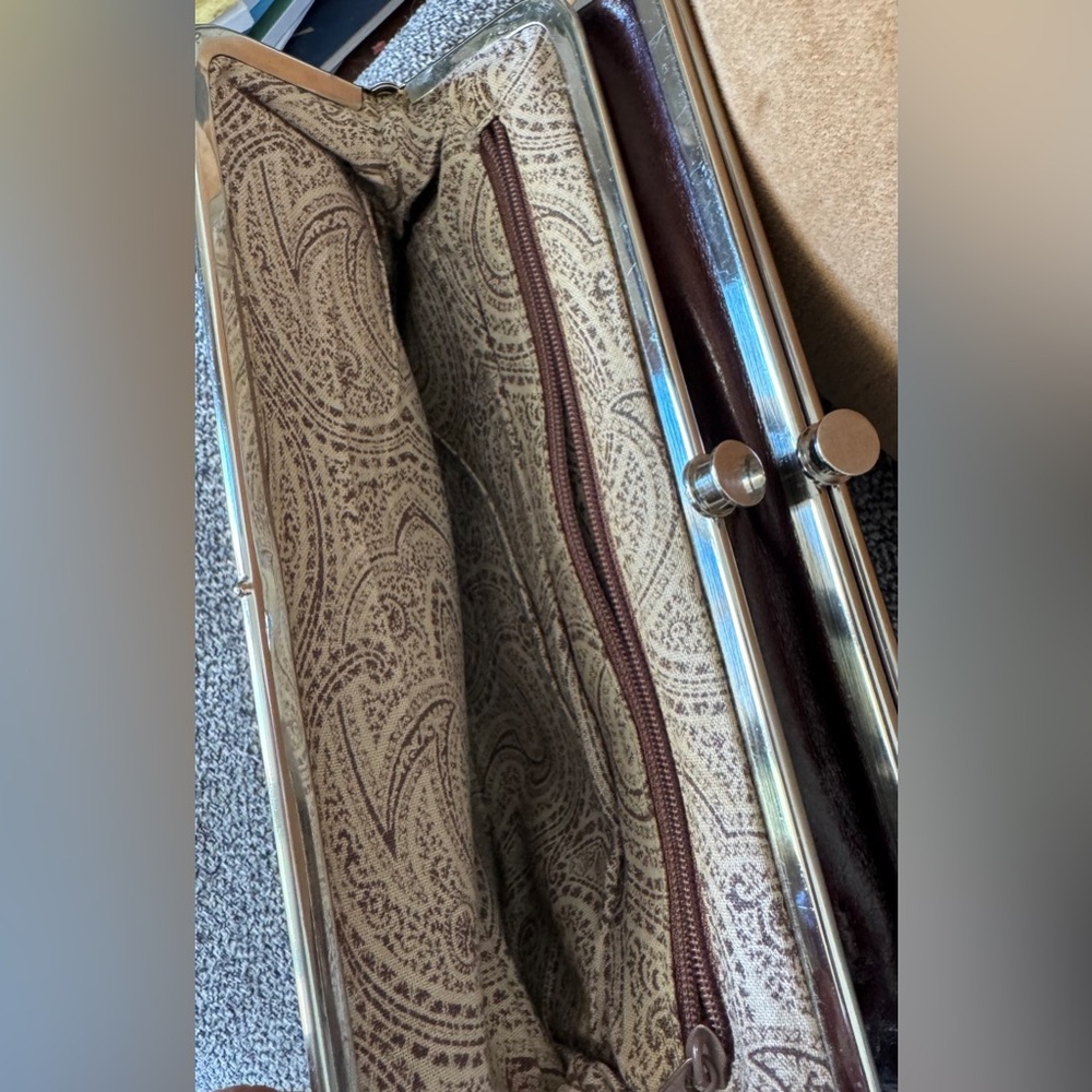 Burberry Brown Leather & Tan Plaid Cosmetic Clutch & HOBO Lauren Clutch-Wallet - Picture 15 of 15